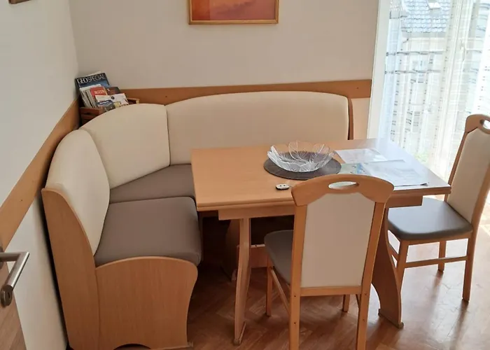 Guesthouse48